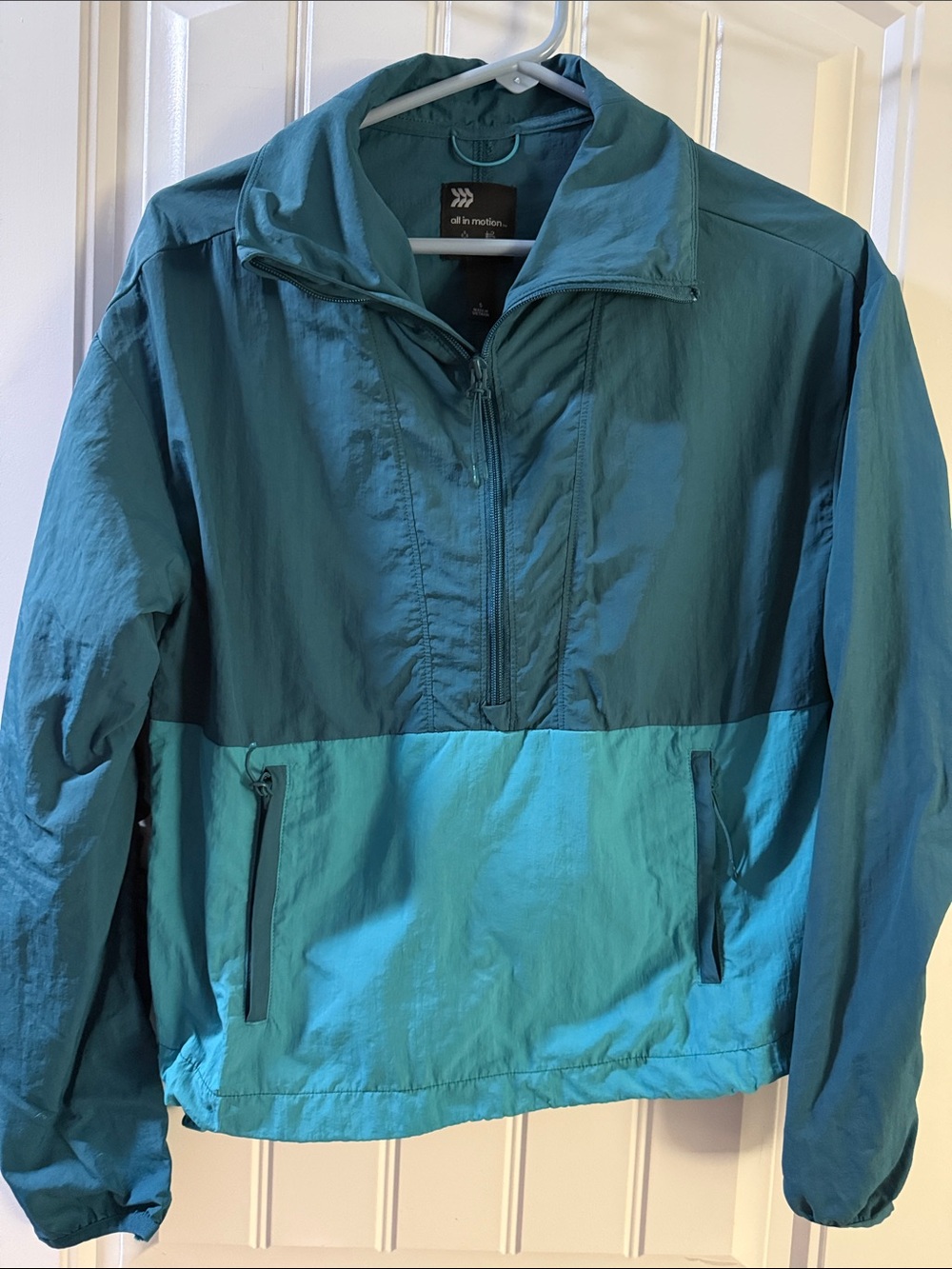 Two-Tone Teal Quarter-Zip Windbreaker